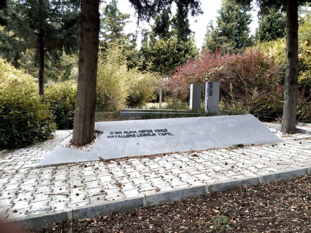 Kemal Kurdaş Cenotaph